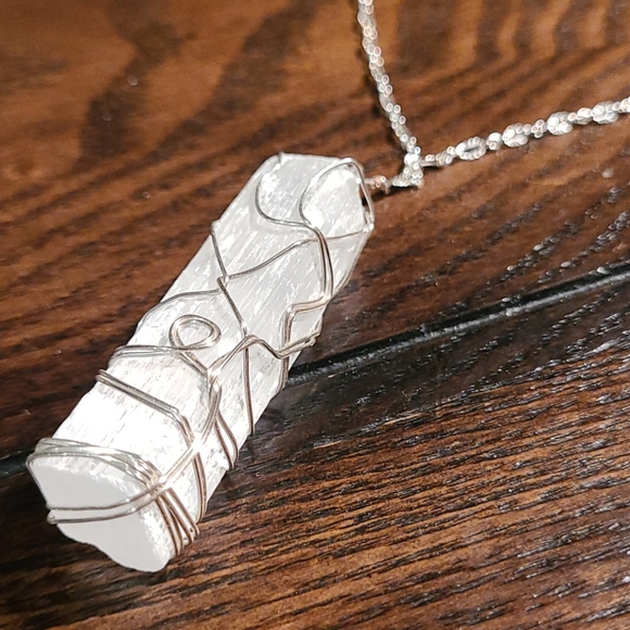 Wire Wrapped White Selenite Crystal Necklace - Picture 1 of 5